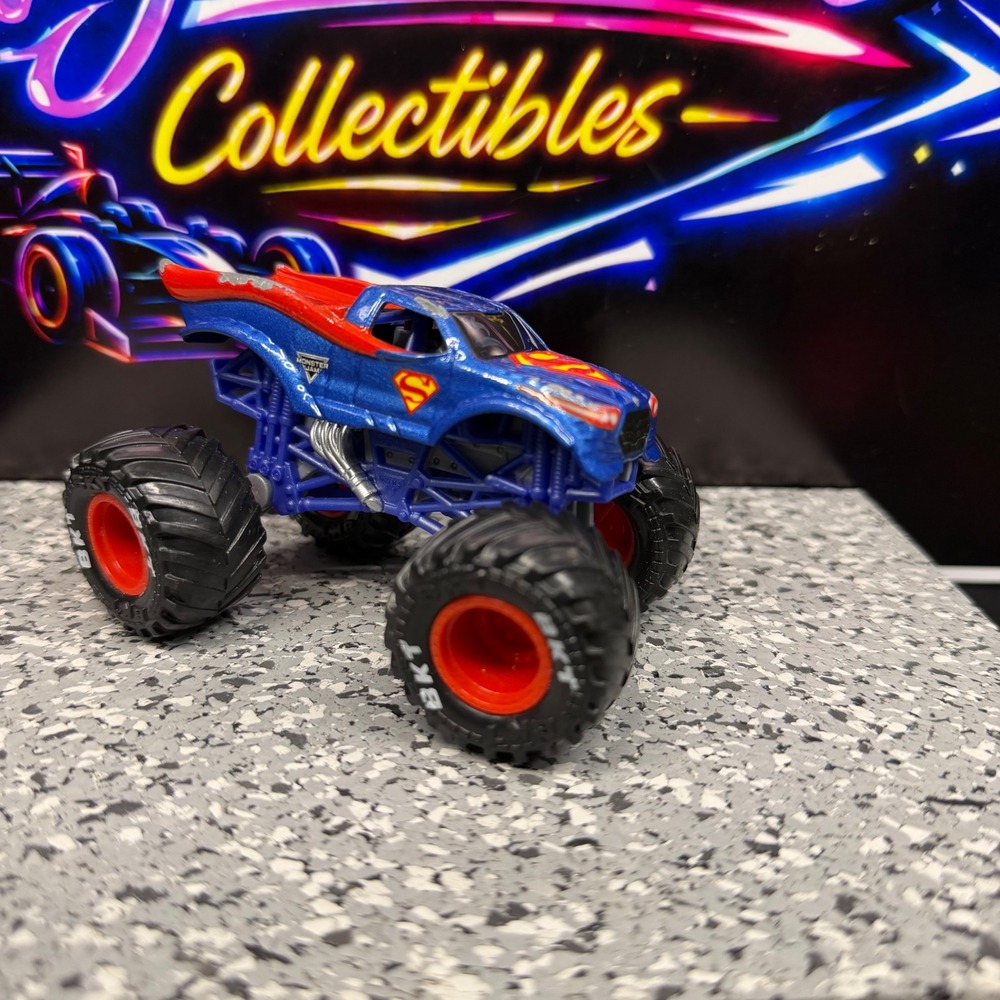 Monster Jam Superman Monster Truck 1:64 Die-Cast DC Comics Blue Red BKT Tires